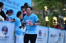 Từ bệnh nhân ung thư thành ‘sứ giả hi vọng’ trên đường chạy Hành trình tiếp sức
