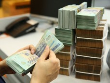 Cắt giảm hàng loạt thủ tục trong lĩnh vực ngân hàng