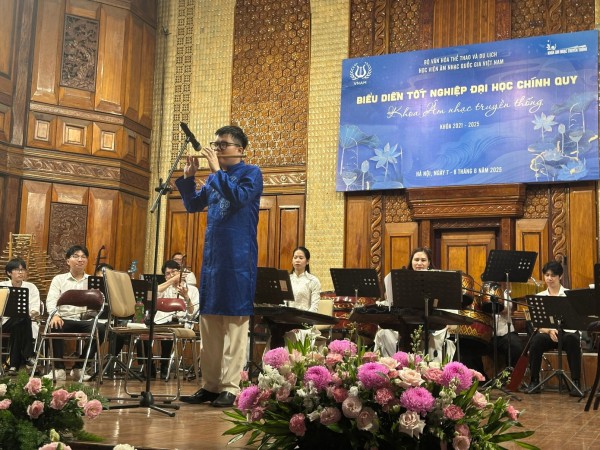 'Thiện Sáo' và hành trình bước qua bóng tối
