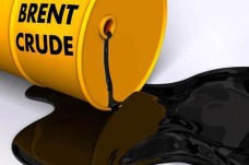 Giá xăng dầu hôm nay 14/9: Tiếp tục đi lên