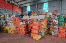 Nhập lậu 94 tấn quần áo cũ, chủ hộ kinh doanh ở Hải Phòng bị phạt 52 triệu đồng
