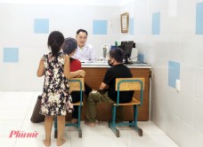 Rối loạn vận động, bé trai tự cắn đứt rời đầu lưỡi