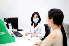 Tai hại từ băng vệ sinh trôi nổi