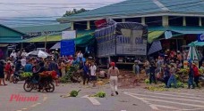 Thủ tướng yêu cầu khẩn trương làm rõ nguyên nhân xe tải mất lái lao vào chợ làm 3 người tử vong