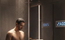 Tắm nước lạnh sau 23h, nam thanh niên 23 tuổi liệt dây thần kinh mặt