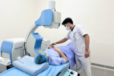 Người mắc sỏi thận cần biết: Những ai không nên tán sỏi ngoài cơ thể?