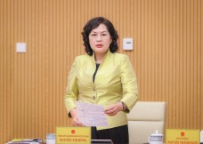 Thống đốc Ngân hàng Nguyễn Thị Hồng được xếp hạng A+