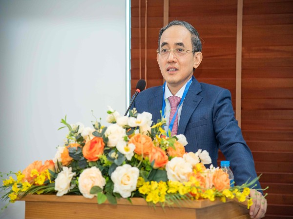 Tỷ phú Hồ Xuân Năng: Từ người thầy đam mê giáo dục đến đề cử chức danh giáo sư năm 2025