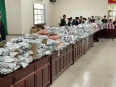 Triệt phá nhóm 'Cô tiên thơm' bán cần sa qua mạng lớn nhất từ trước đến nay