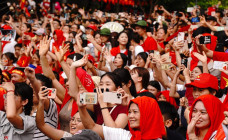 Cổ đông lo lắng, lãnh đạo doanh nghiệp đua nhau bán cổ phiếu