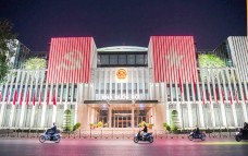 Nhà Quốc hội mở cửa cho nhân dân vào tham quan, chụp ảnh dịp Quốc khánh