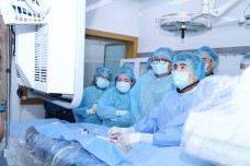 Ho ra máu 'sét đánh' người đàn ông suýt tử vong