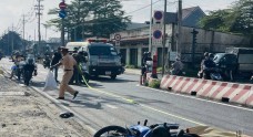 Người điều khiển xe máy tử vong dưới gầm xe tải