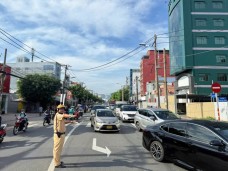 Cấm xe loạt tuyến đường trung tâm TPHCM