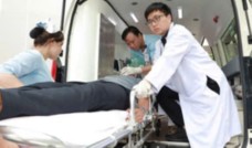 Nam kỹ sư không qua khỏi khi ngừng tim trong nhà vệ sinh lúc sáng sớm
