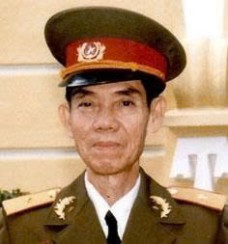 áo chí và lý tưởng: Hành trình lặng lẽ của Nhà tình báo Phạm Xuân Ẩn