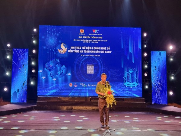 Cơ hội và thách thức trong quá trình chuyển đổi số báo chí