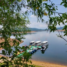 Hồ Phú Ninh - ký ức xanh giữa đại ngàn