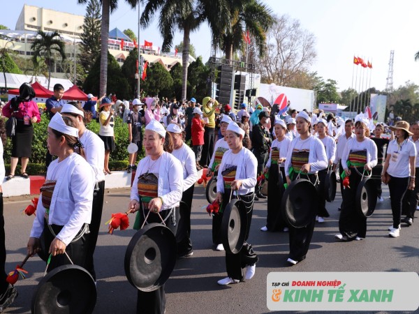 Lan tỏa bản sắc văn hóa, thắt chặt đại đoàn kết các dân tộc