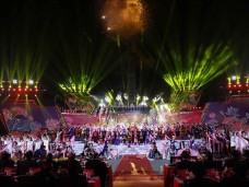 Cầu truyền hình “Hai tay xây dựng một sơn hà”