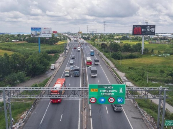 Đưa 5 tuyến cao tốc đã thông xe kỹ thuật vào khai thác trước Tết Nguyên đán Bính Ngọ