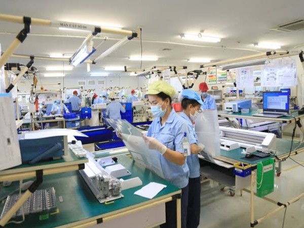 Gần 112.000 doanh nghiệp thành lập mới trong nửa đầu năm 2026