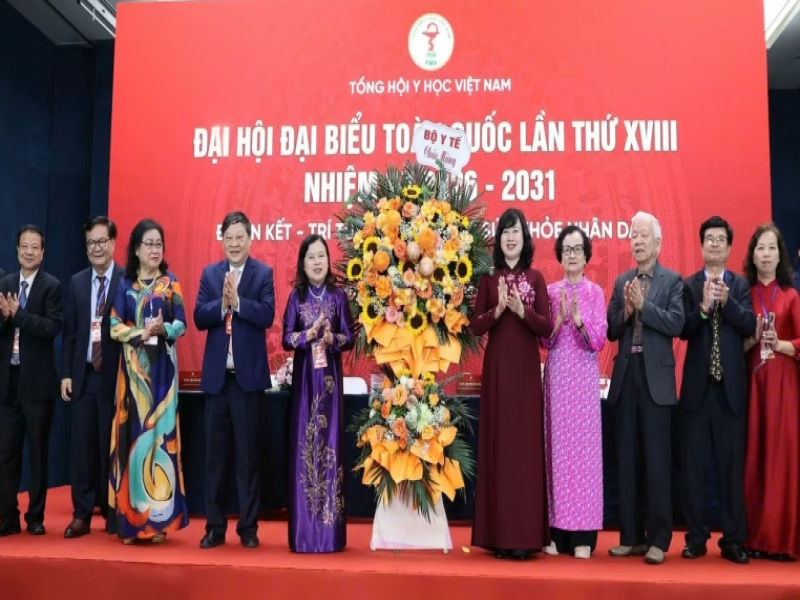 Tiếp nối khát vọng xây dựng nền y học Việt Nam ngày càng hiện đại, khoa học và nhân văn