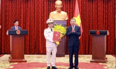Thứ trưởng Bộ Công an Đặng Hồng Đức được thăng hàm Thượng tướng