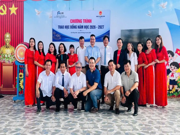 CLB Doanh nghiệp Nông nghiệp Việt Nam (VAEC) tiếp sức đến trường tại xã Hồng Dân, tỉnh Cà Mau