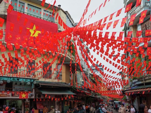 Tăng cường công tác vận tải, bảo đảm an toàn giao thông dịp nghỉ Lễ Giỗ tổ Hùng Vương và 30/4-01/5