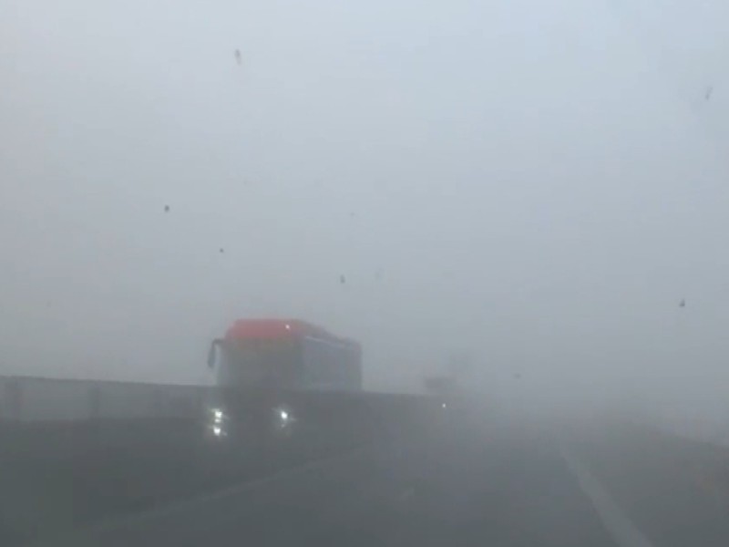 Sương mù dày đặc, tạm cấm một số đoạn cao tốc qua Thanh Hóa - Ninh Bình