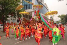 Khai mạc lễ hội tại Đền Mẫu Cấm Sơn Linh Từ: Điểm hẹn tâm linh hút khách đầu mùa du lịch 2026