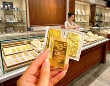 Giá vàng hôm nay 25/7: Vàng trong nước và thế giới cùng tăng