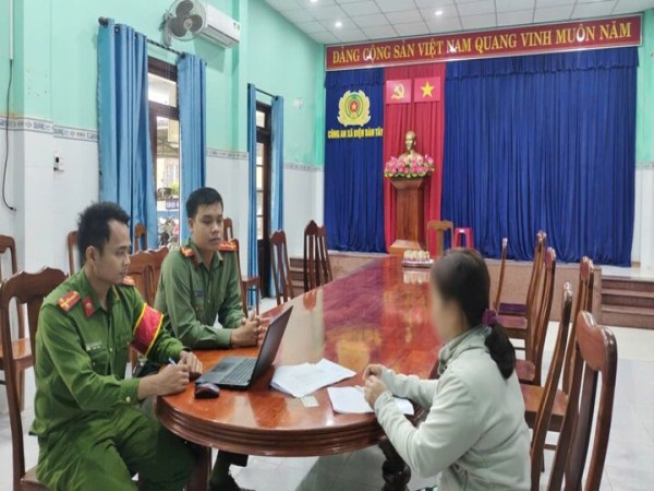 Răn đe 2 người ở Đà Nẵng bình luận, chia sẻ nội dung xuyên tạc về bầu cử