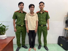 Công an TP HCM bắt khẩn cấp kẻ giật gần 500.000 đồng