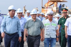 Thủ tướng thúc tiến độ: Sân bay Long Thành phải đón chuyến bay đầu tiên vào cuối năm 2025
