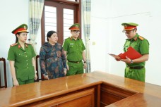 Chân dung người phụ nữ "lừa dối" hàng xóm ở Quảng Trị