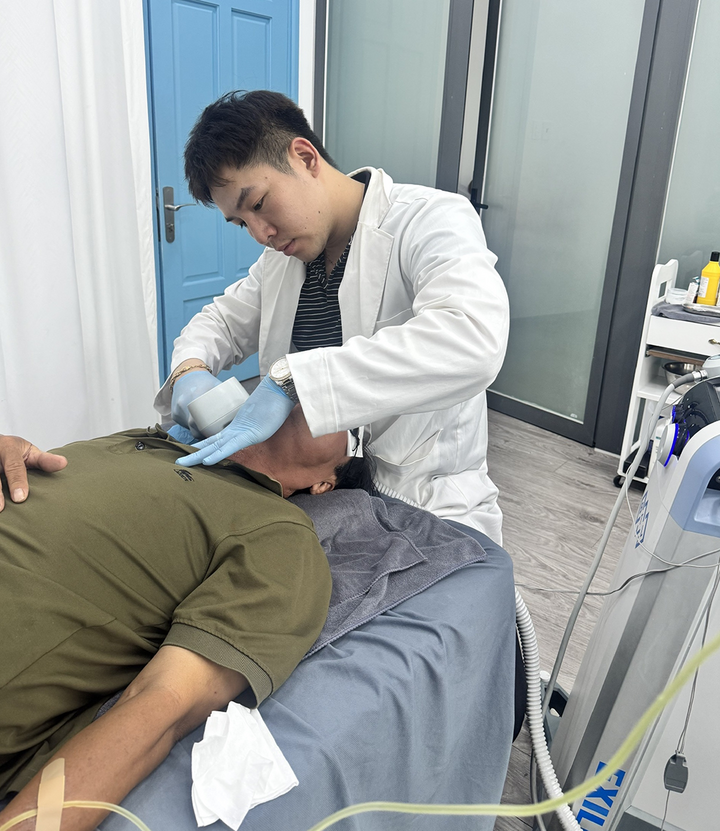 Bác sĩ giả lập phòng khám ‘lụi’ ở TP.HCM, chưa đầy nửa năm lừa hơn 17 tỷ đồng