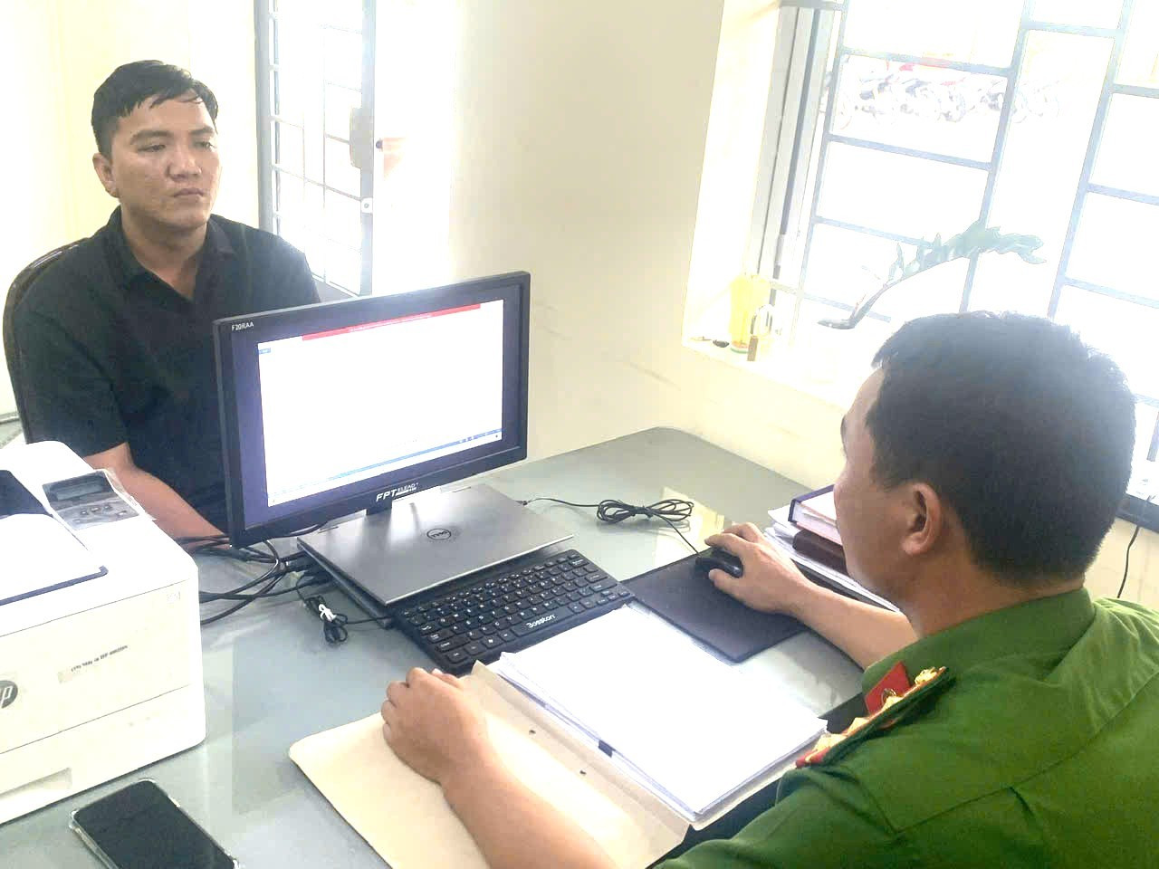 Tạm giữ hình sự 4 đối tượng bắt giữ người để đòi nợ ở Đồng Nai