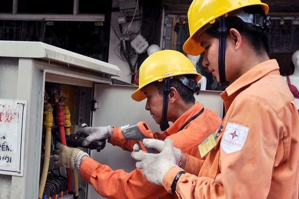 Tính khoản lỗ gần 45.000 tỷ đồng của EVN vào giá điện: Ảnh hưởng thế nào đến đời sống người dân?