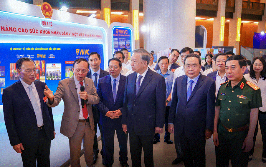 Bệnh viện Tâm Anh giới thiệu công nghệ y tế hiện đại trong Triển lãm tại Nhà quốc hội