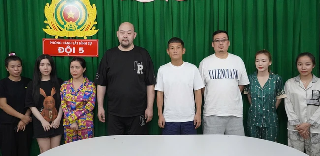 TP HCM: Bắt giam chủ nhà hàng người Đài Loan cho nữ tiếp viên bán dâm