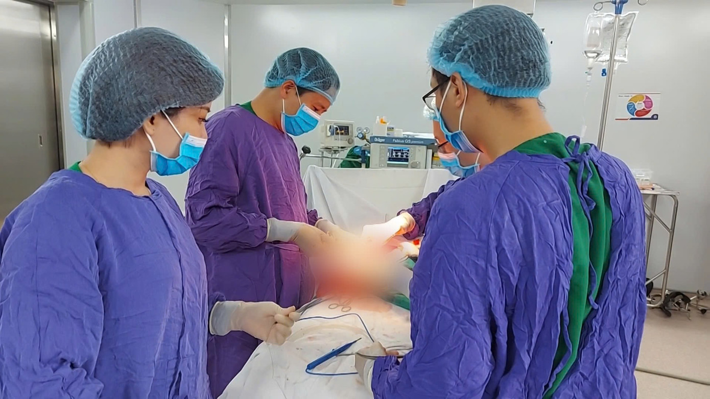 Những người có nguy cơ mắc ung thư thực quản cao hơn 8 - 10 lần so với bình thường