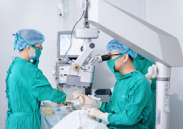 Đặt PGI – Phương pháp tân tiến mở ra cơ hội mới cho bệnh nhân Glaucoma nặng