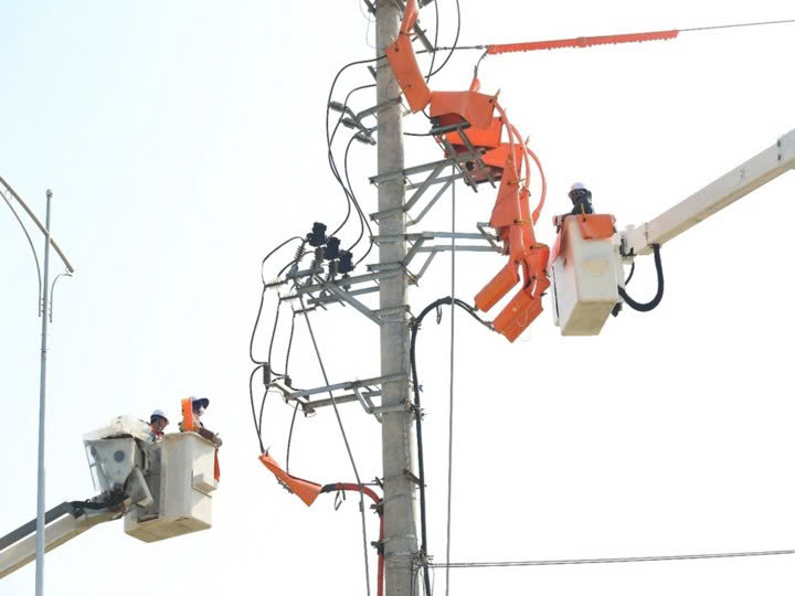 EVNNPC hoàn thành xuất sắc cung cấp điện ổn định khu vực miền Bắc tháng 7/2025