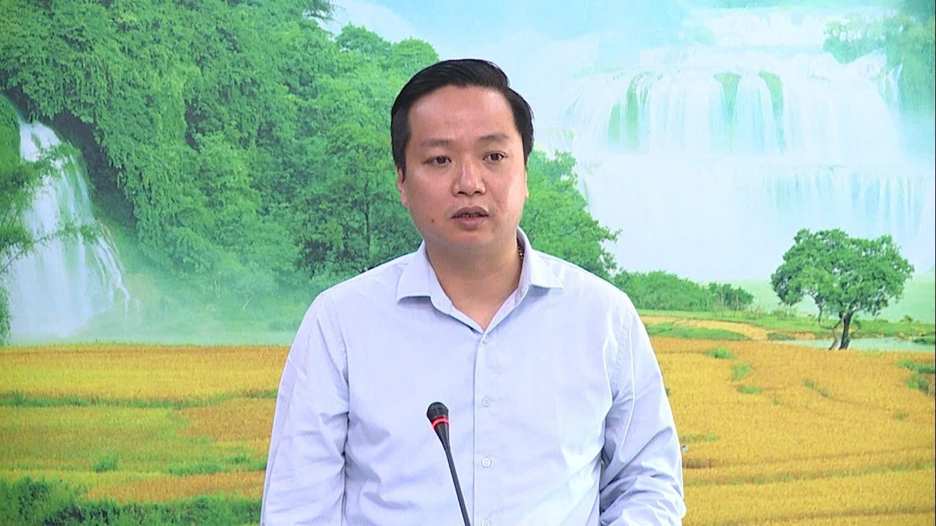 Chủ tịch tỉnh mới trẻ nhất Việt Nam với profile ấn tượng