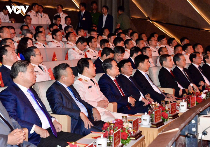 Các lãnh đạo Đảng, Nhà nước dự Lễ kỷ niệm 70 năm Ngày truyền thống lực lượng Cảnh sát kinh tế.