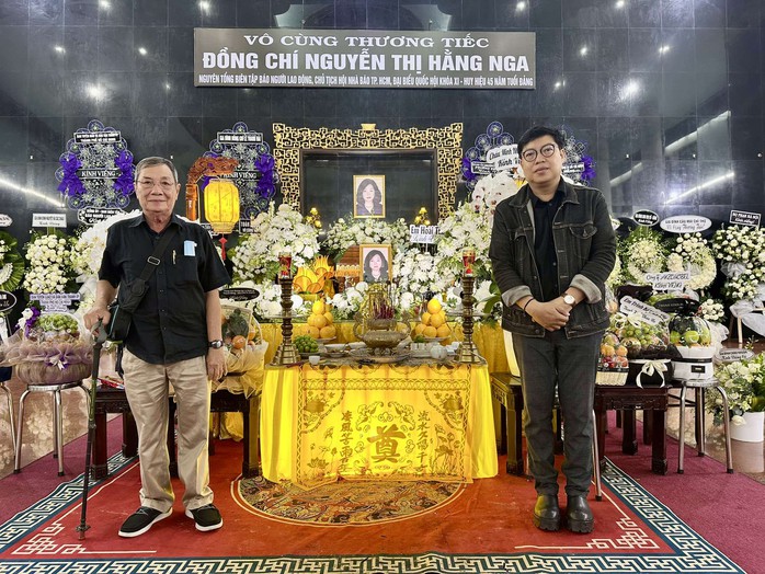 Nghệ sĩ tiếc thương Nhà báo Nguyễn Thị Hằng Nga – 