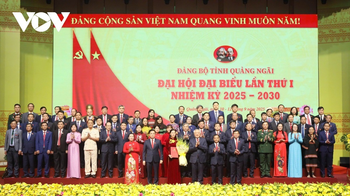 ba-bui-thi-quynh-van-tiep-tuc-lam-bi-thu-tinh-uy-quang-ngai-01-1757578396.jpg