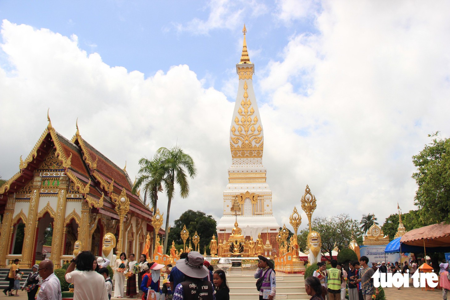 Đến Nakhon Phanom: “Ở một đêm, thêm một năm tuổi thọ” - Ảnh 2.